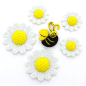 Dress it up Buttons 166 CC Daisy
